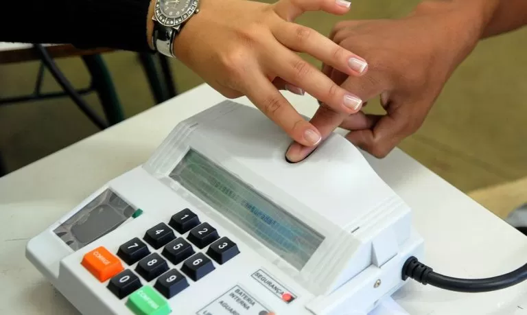 Período para coleta de biometria de eleitores é retomado em MT
