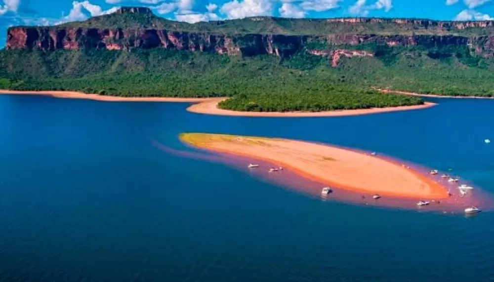 Jovem morre afogado após mergulhar em lago de MT