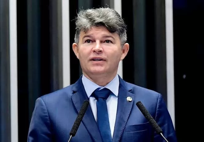 Medeiros apresenta projeto que veta divulgação de pesquisa eleitoral