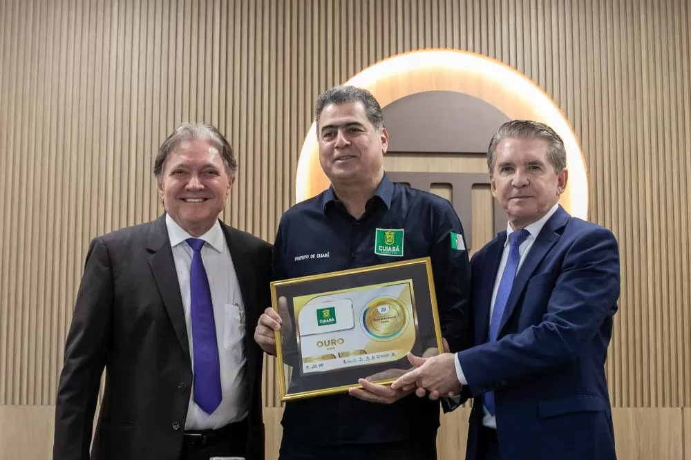 Prefeitura de Cuiabá recebe Selo Ouro por qualidade da transparência pública; Emanuel Pinheiro celebra certificação pela terceira vez