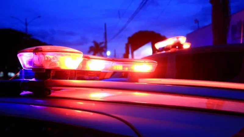 Pai encontra filha morta ao chamá-la para almoçar