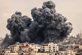 Irã lança mísseis contra Israel, que pede que moradores se protejam