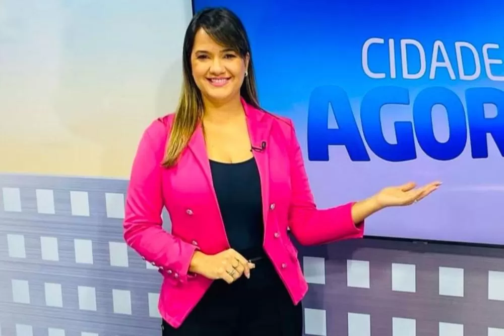 Apresentadora de TV de MT sofre grave acidente de moto