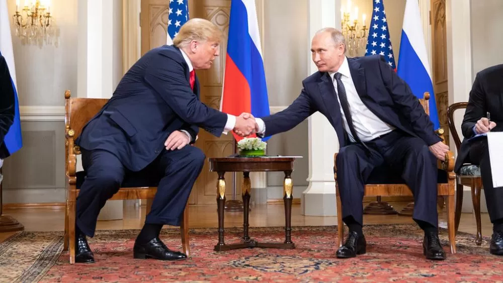 Tensão no mundo: Trump ameaça Putin e Maduro escala retórica militar
