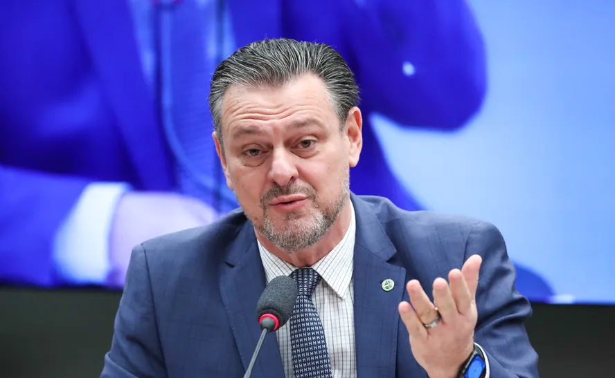 Após reunião com ministro Haddad, Carlos Fávaro detalha estratégia para Plano Safra em 2025
