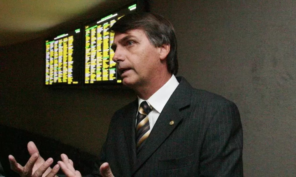 STF analisa julgamento de queixa-crime contra Bolsonaro nesta terça (11)