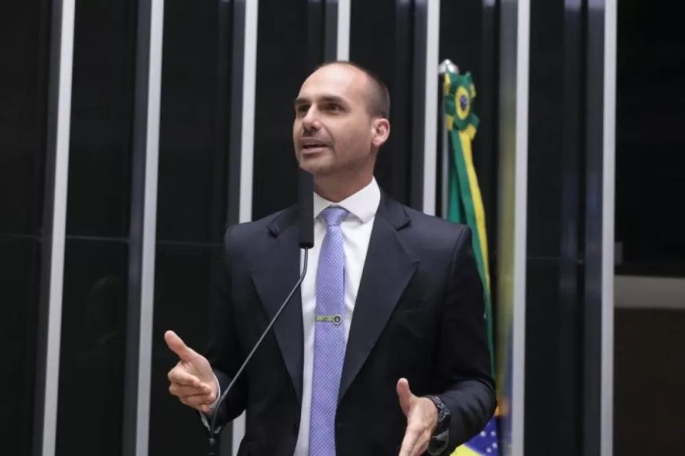 Eduardo Bolsonaro: o que vem após licença e quem vai assumir lugar?