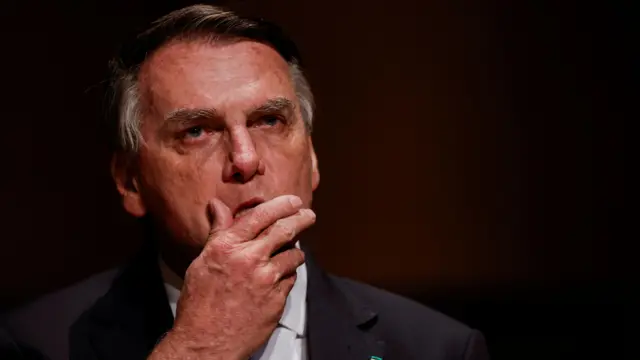 Bolsonaro pedirá fim do inquérito do golpe após novo parecer da PGR