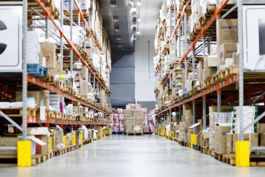 Cuiabá tem mais de 1 milhão de comprimidos para pressão parados em depósito e prestes a vencer