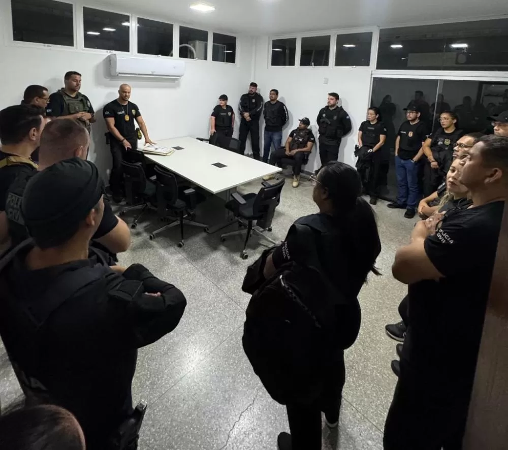 Polícia Civil cumpre 6 mandados contra associação criminosa envolvida em golpes pela internet