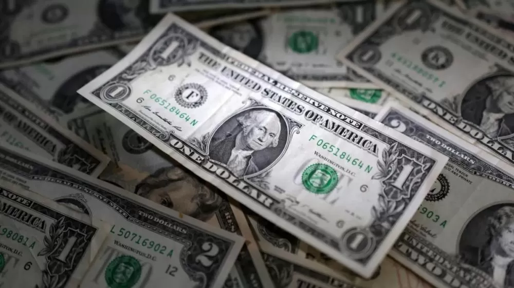 Dólar cai 1,07% e bolsa sobe 1,54% na semana com foco em guerra comercial