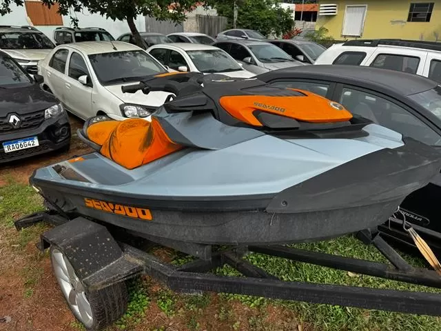 Secretaria de Justiça realiza segundo leilão do ano com 19 lotes de veículos e embarcação