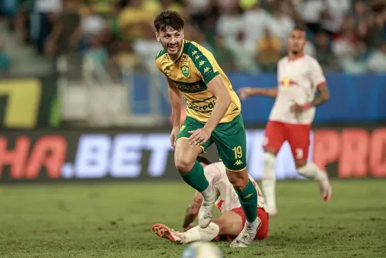 Cuiabá não paga dívida com clube argentino e fica impedido de contratar até 2028