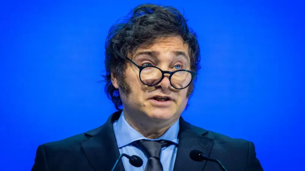 Governo Milei endurece regras de imigração; brasileiros serão afetados