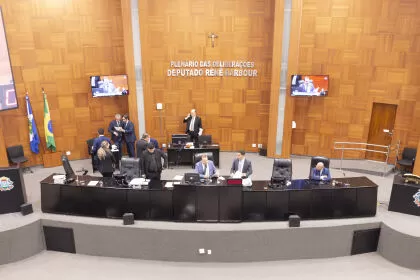 Deputados aprovam em 1ª votação projeto que altera Cadastro Estadual de Pedófilos em MT