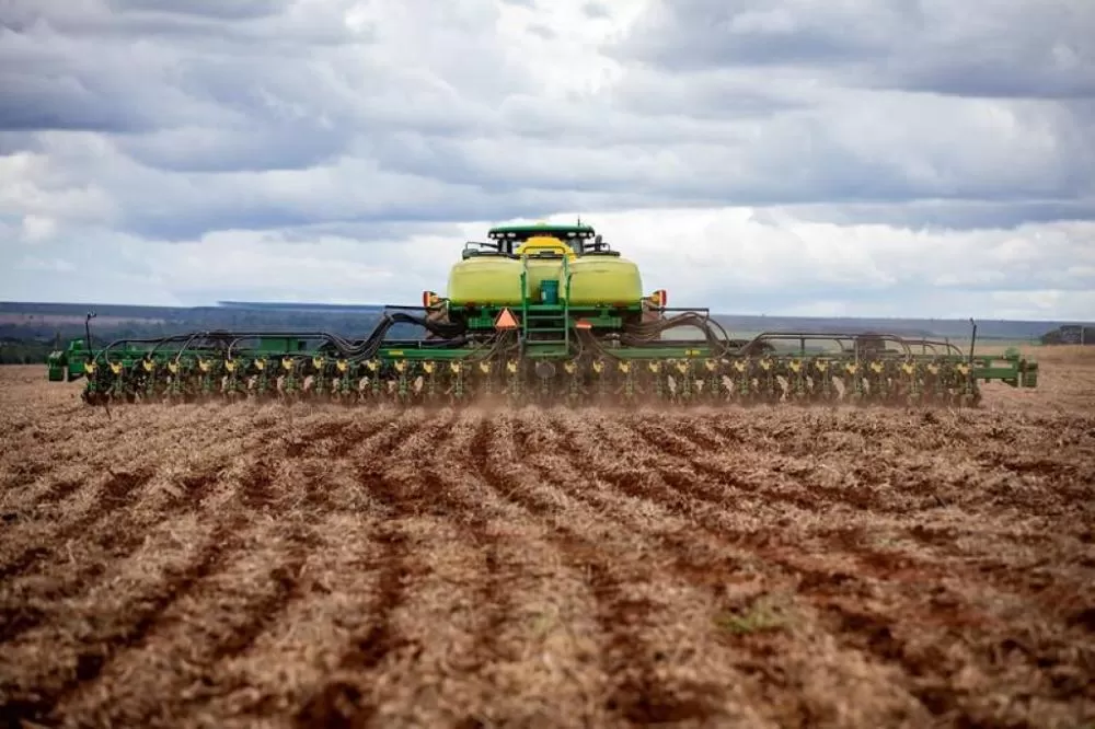 Mato Grosso deve liderar PIB dos estados brasileiros em 2025 e crescer quase o triplo da projeção nacional