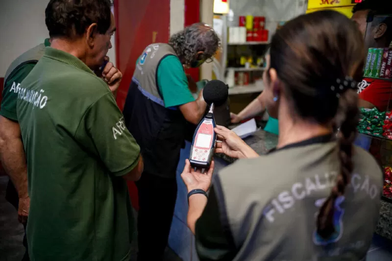 Nova lei do silêncio tem multas de até R$ 50 mil contra poluição sonora em Cuiabá