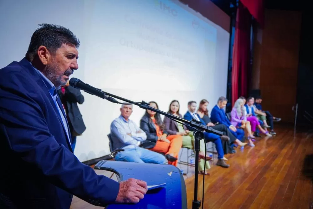 Dr. João celebra início do mutirão de cirurgias de urologia e ortopedia em Cuiabá