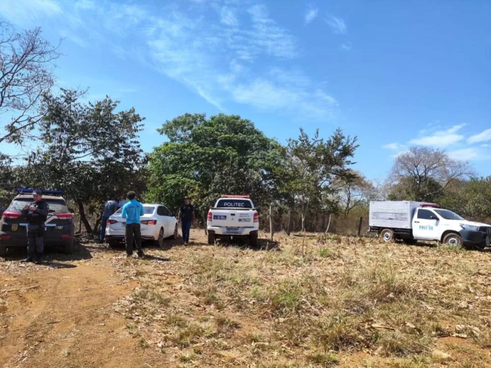 Tiro mata mulher durante caçada em MT e deixa neto ferido; marido comete suicídio