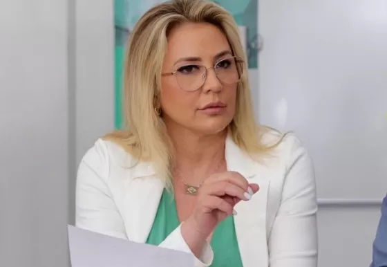 Justiça condena ex-primeira dama de Cuiabá a pagar R$100 mil a Mauro Mendes
