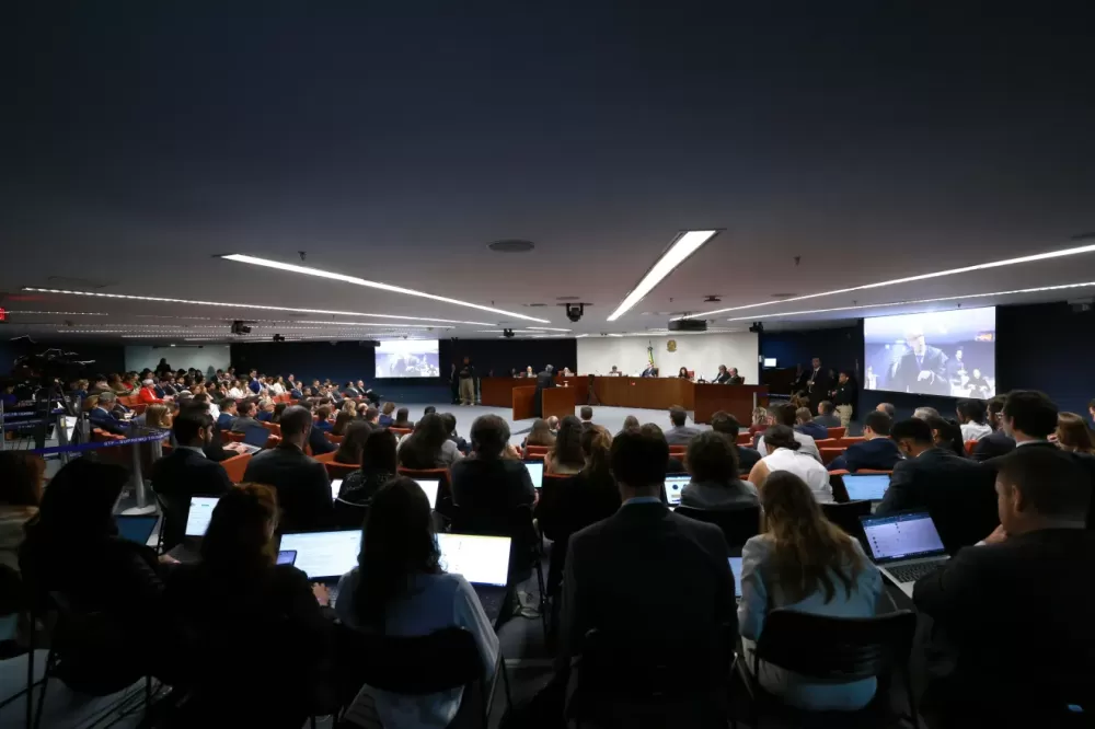 Julgamento do plano de golpe será retomado nesta quarta-feira no STF