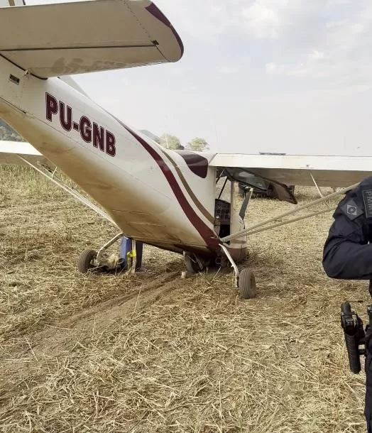 Ação da PM e PJC apreende entorpecentes após queda de aeronave em região rural