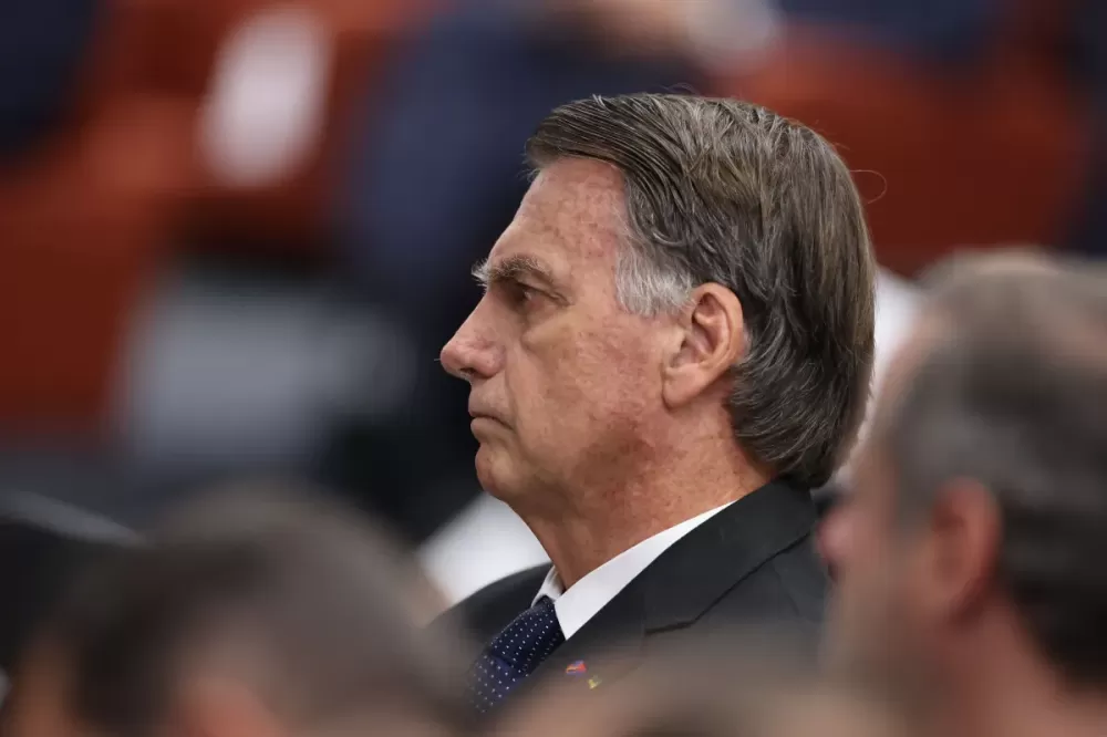 Bolsonaro é condenado a 27 anos e 3 meses de prisão por plano de golpe