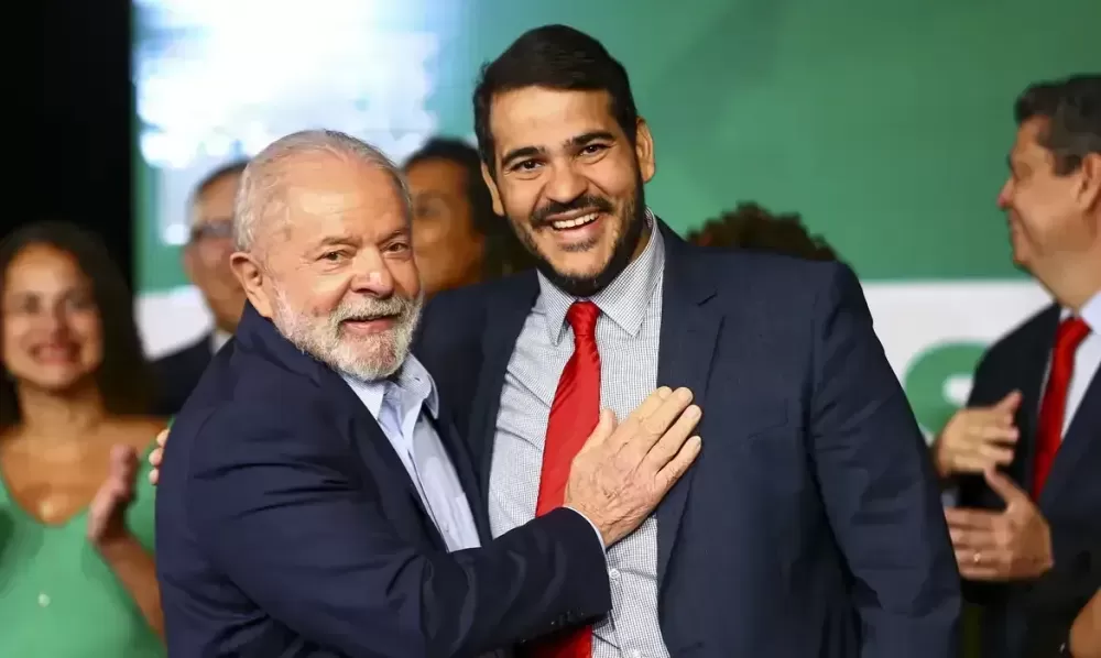 Lula deve indicar Messias ao STF e nomear Boulos ministro até terça