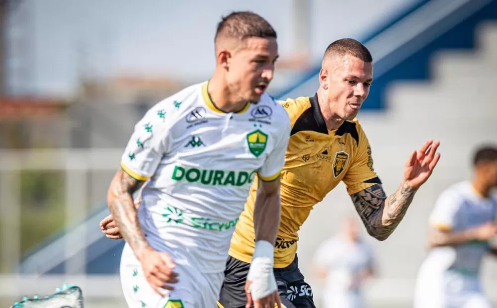 Cuiabá leva 2 a 0 do Amazonas e está praticamente enterrado para o Brasileirão