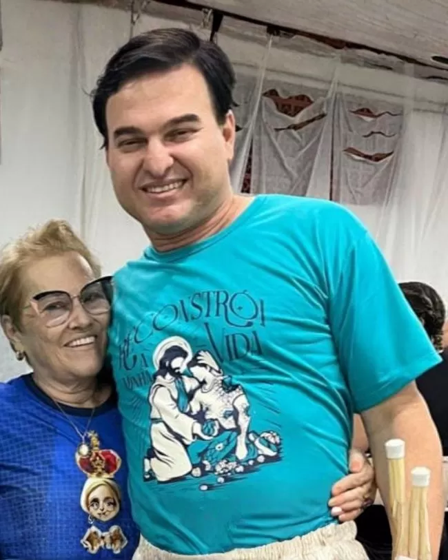 Homem é preso em flagrante após matar a própria mãe a golpes de pé-de-cabra em Sapezal