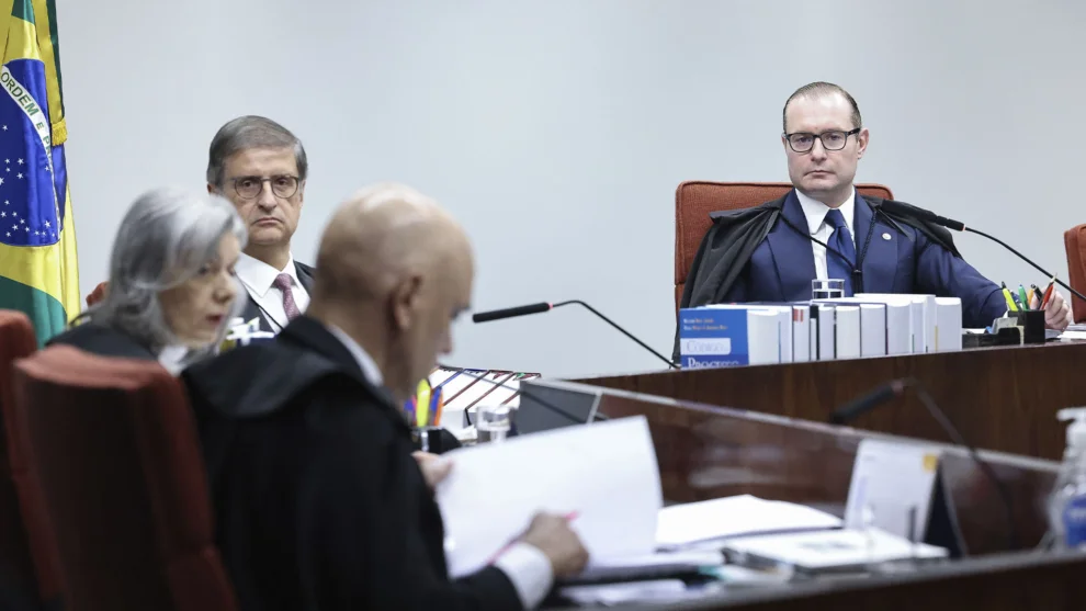 Por unanimidade, STF mantém prisão preventiva de Bolsonaro