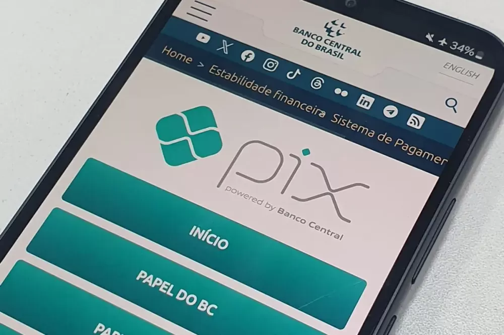 Golpes no Pix: nova regra vai rastrear dinheiro mesmo após repasses