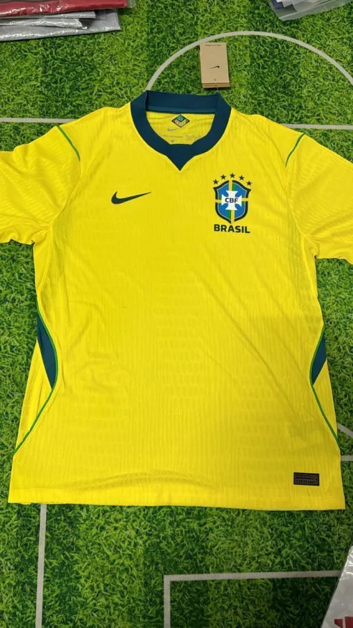 Possível uniforme titular do Brasil para Copa do Mundo é vazado; veja