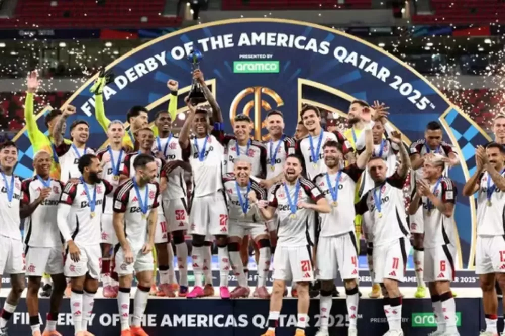 Arrascaeta brilha, Flamengo vence e está vivo na disputa pelo Mundial de Clubes