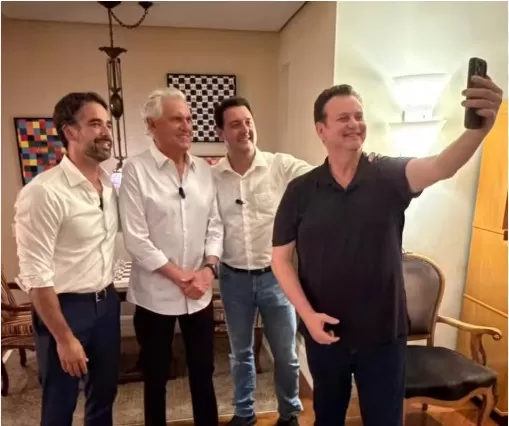 Ao lado de Ratinho Jr. e Leite, Caiado anuncia filiação ao PSD