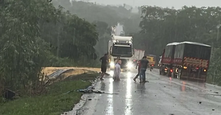 Jovem que morreu em acidente havia se casado horas antes e seguia para a lua de mel