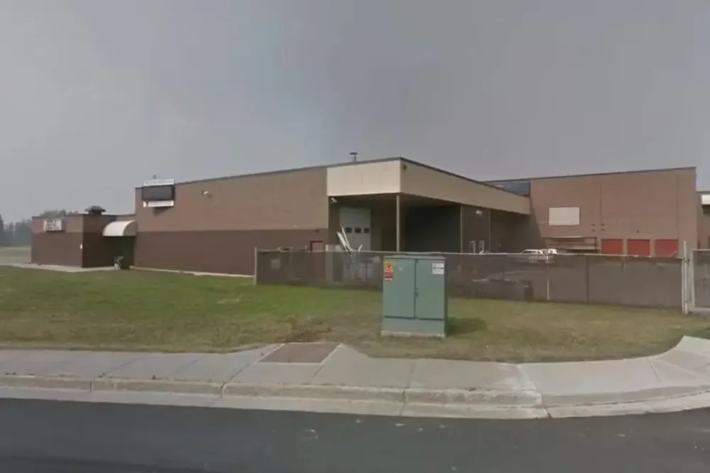 Ataque a tiros em escola e casa no Canadá deixa nove mortos e 25 feridos