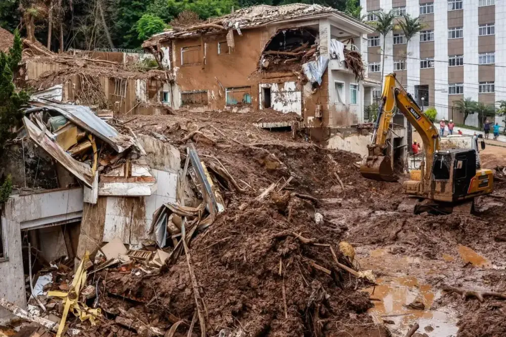 Sobe para 72 o número de mortos nas chuvas em Ubá e Juiz de Fora