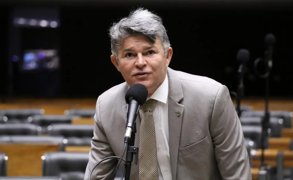 José Medeiros propõe aplicativo de segurança para vítimas de violência doméstica