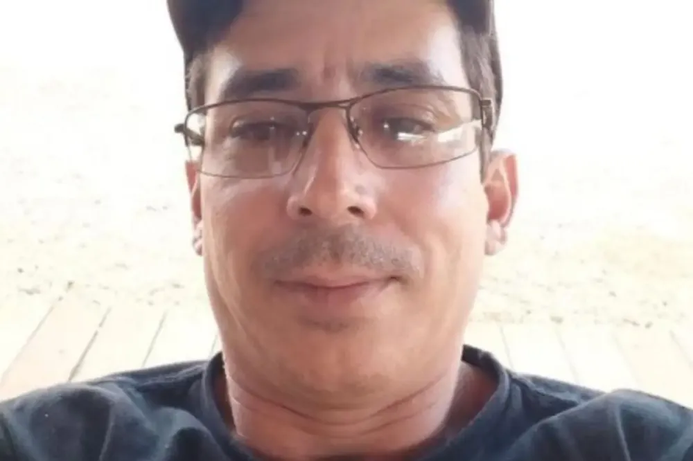 Motociclista morre após tentar ultrapassagem e bater em caminhão em Brasnorte