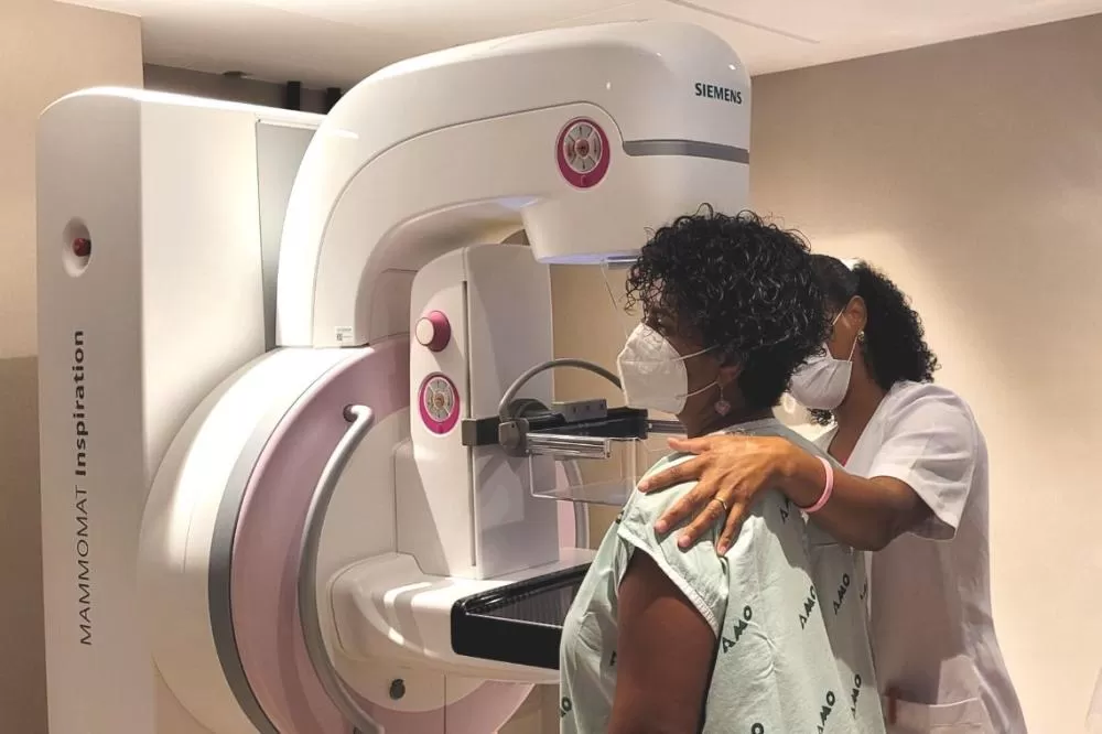 Outubro Rosa: apenas 23% dos Municípios possuem mamógrafos