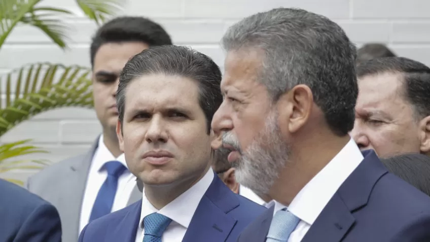 Lira anuncia apoio a Motta na disputa pela presidência da Câmara